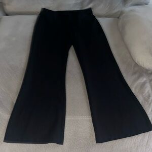 Old Navy Extra High-Waisted Flare knit Trouser in blackjack preloved